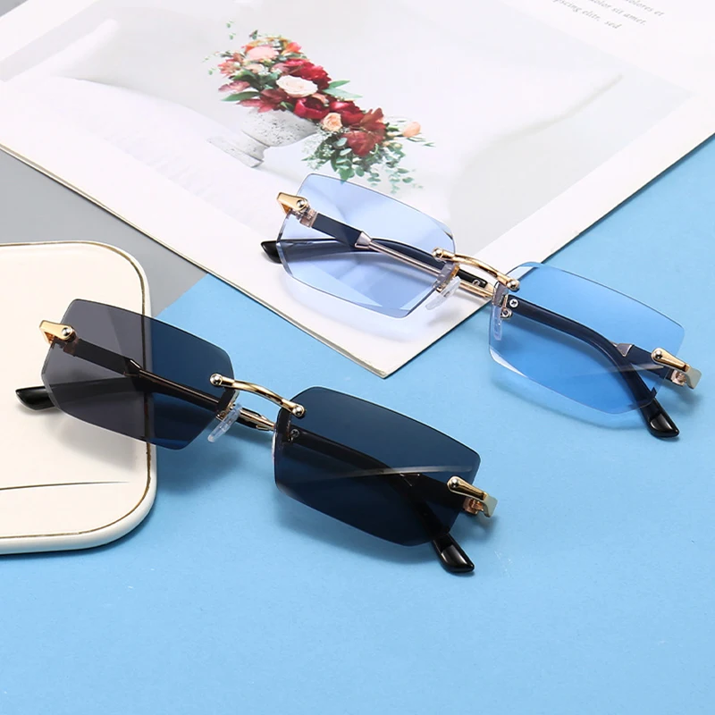 Lunettes de soleil rectangulaires sans monture tendance pour femmes et hommes – Petites lunettes carrées pour l'été et les voyages