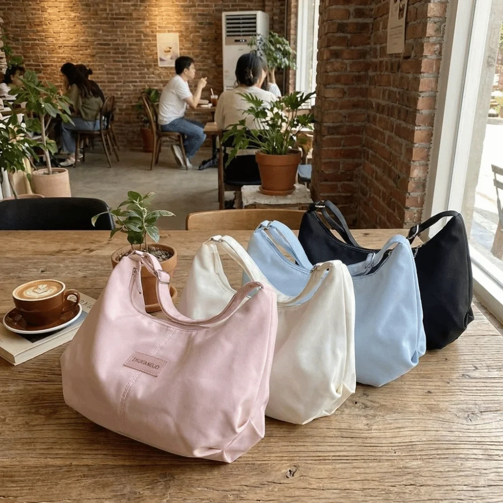 Large Capacity Nylon Dumpling Bag Adjustable Strap Solid Color Shoulder Bag Smooth Texture Lightweight Crossbody Bag Daily