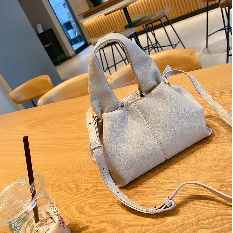 Retro Pu Leather Handbag For Women French Versatile Solid Color Crossbody Bag 2024 New Fashion Luxury Simple Black Shoulder Bags