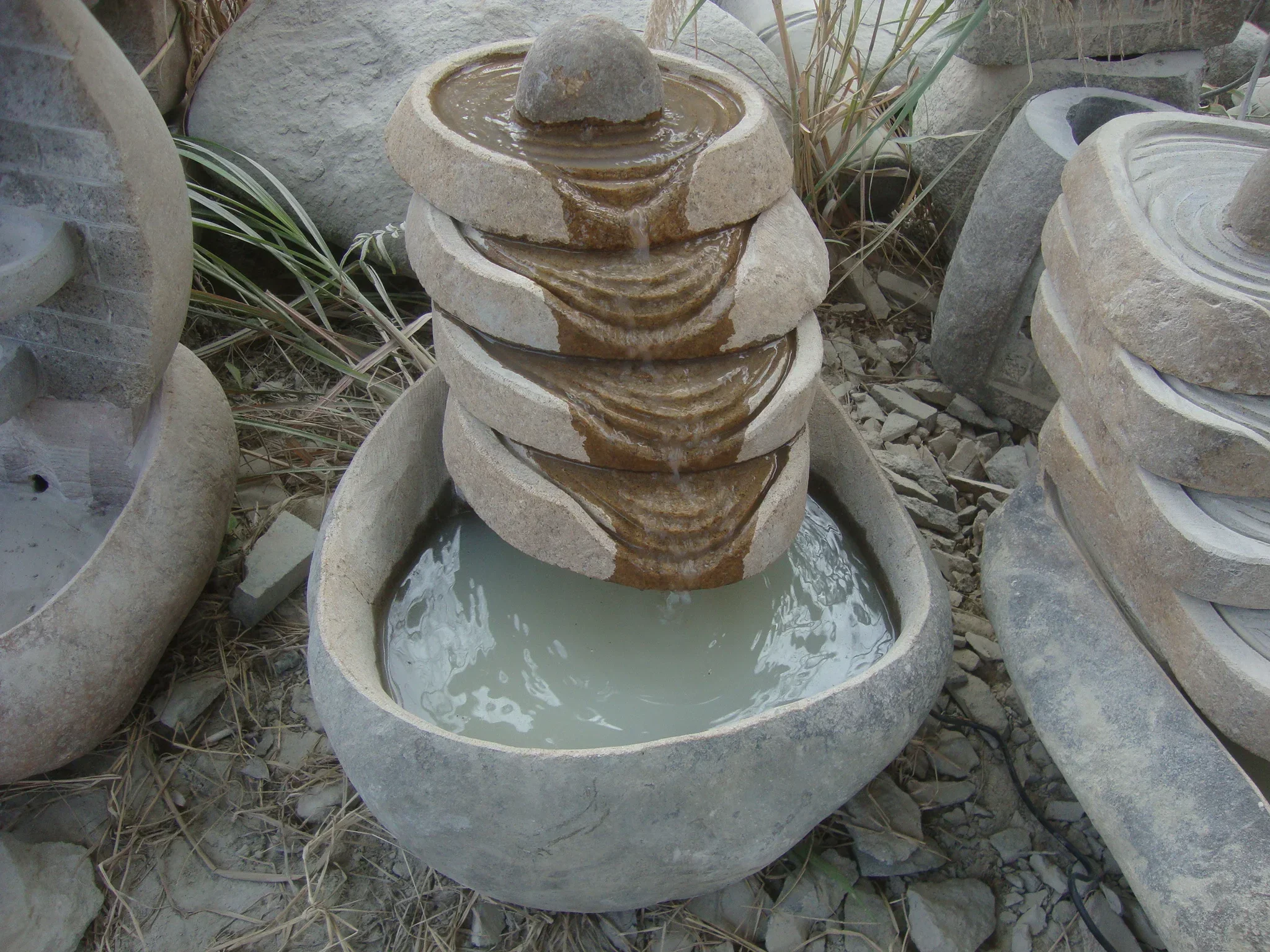 Cascada de piedra de roca para interiores, fuentes de mesa en cascada, piedra decorativa contemporánea, característica de agua para el hogar y la Oficina, venta al por mayor