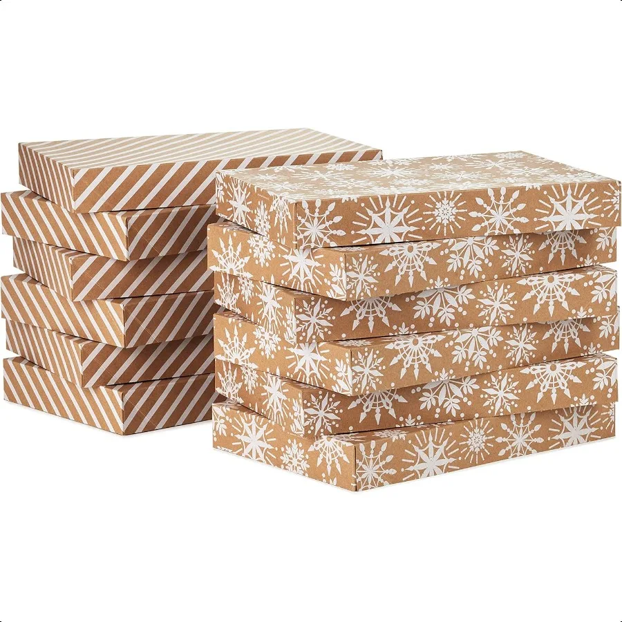 蓋付き中型クリスマスギフトボックス12個入り、シャツ用ボックス3種類：ネイビー、雪の結晶、ゴールドのツリー、地球平和のデザイン。クリスマス、ハヌカに最適。