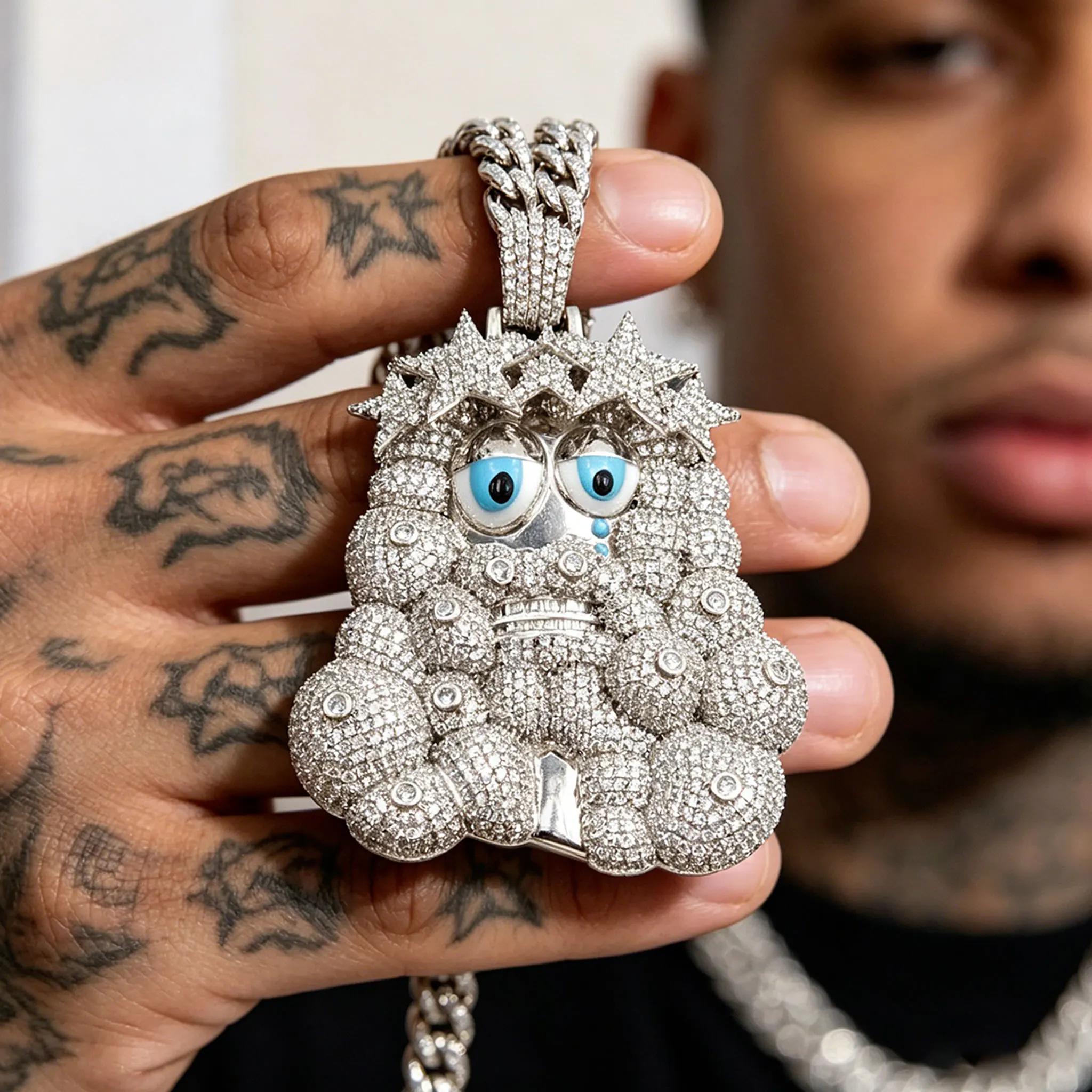 LYEE CYEE's new fashionable three-dimensional bubble star cartoon animal hip-hop pendant necklace is suitable for rap singers to wear as a birthday gift. Anniversary meaningful gifts are the best gifts to give to good friends
