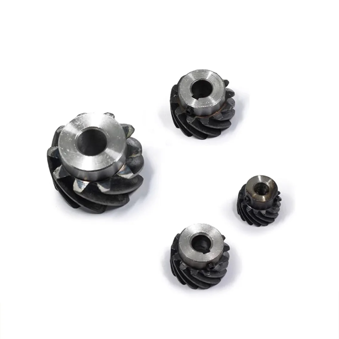 1Pcs 2Mod 14-40Teeth 45 Degree Left Right-Hand Helical Gear Hole10~18mm Tooth Surface Quenching 90 Degree Precision Transmission