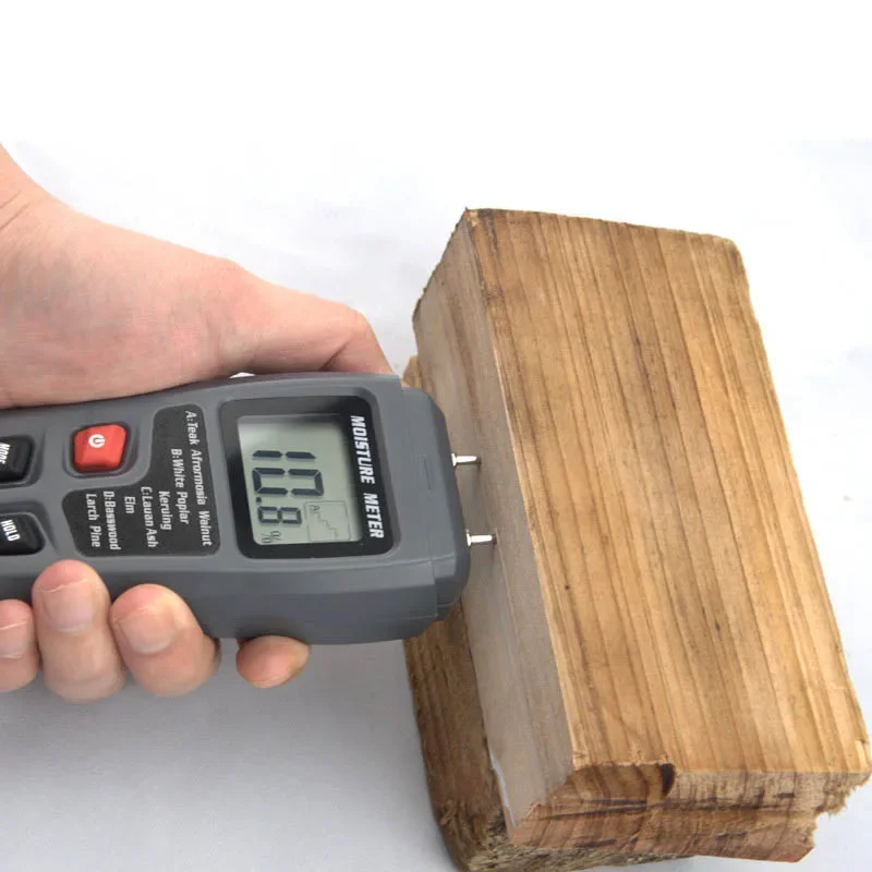 Professional Digital Wood Moisture Meter EMT01 0-99.9% Portable Moisture Tester with LCD Display for Building Material Inspectio