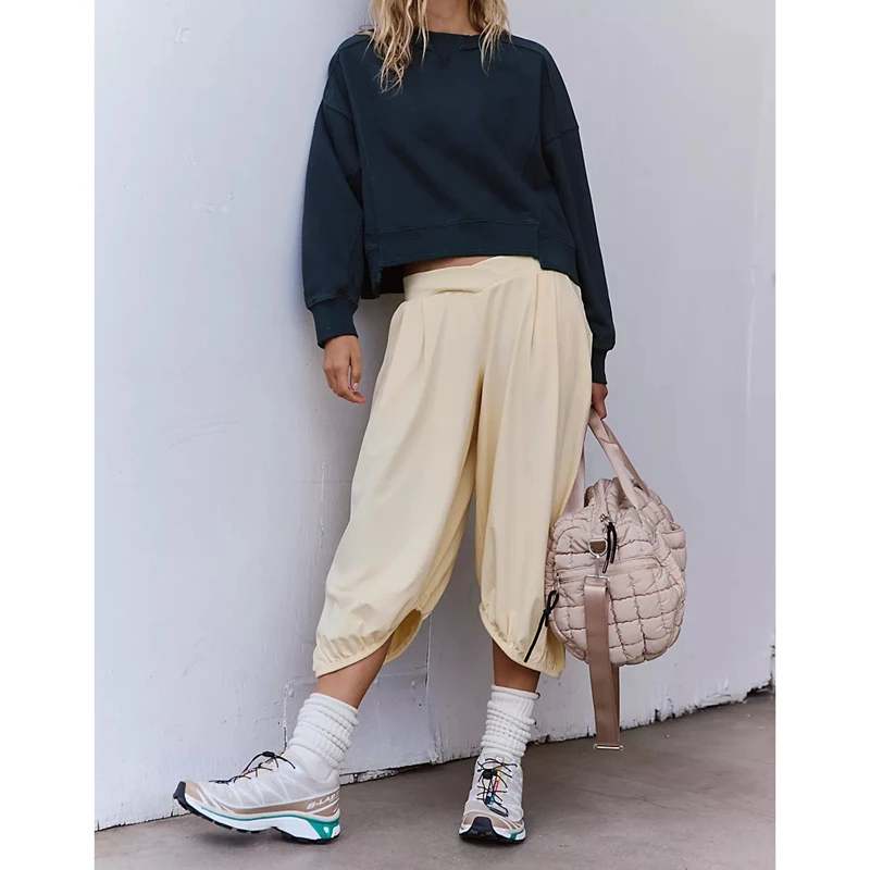 Women's Loose Fit Capri Pants Casual High Waisted Back Zipper Pants Elastic Cuffs Bloomers Cropped Trousers with Side Pockets