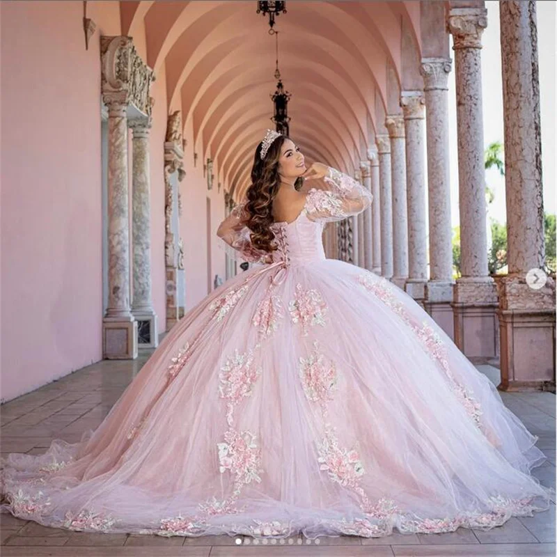 فساتين MULONG Quinceanera 2023 جديدة أنيقة على شكل حرف V مزينة بالدانتيل وأكمام طويلة A Line Vestidos De 15 Anos للحفلات الراقصة