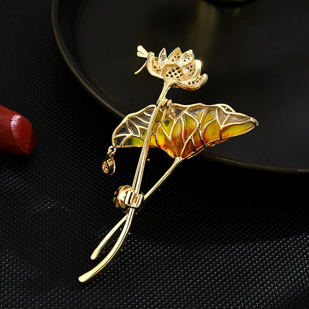 لوتس ليف وزهرة اللوتس الراقية تصميم لؤلؤ المياه العذبة الزركون المرأة بروش مناسبة لملحقات دبوس اللباس اليومي #3