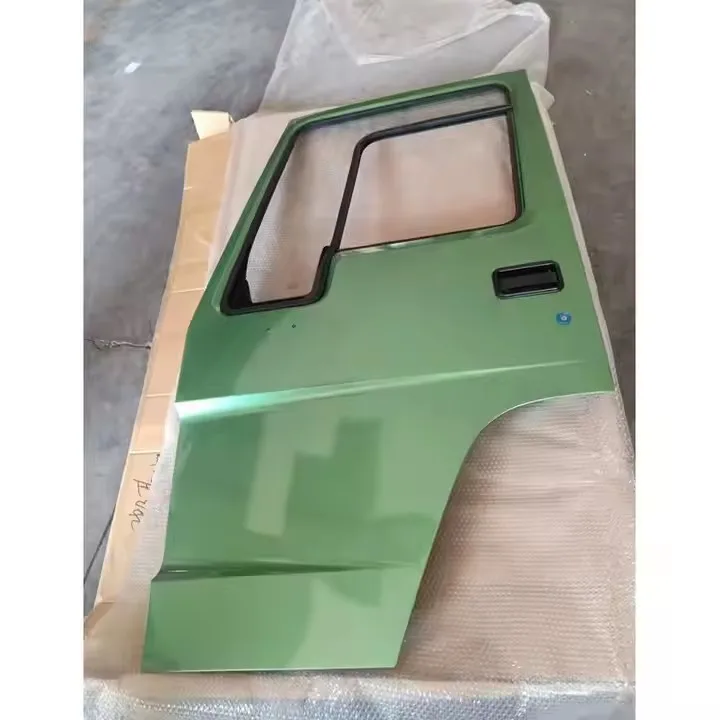 

371 380 400 420 Truck HW76 Cabin Door AZ1642210002 Truck Parts Accessories