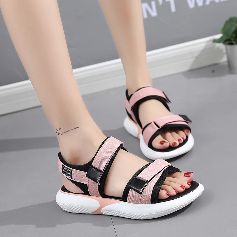 2024New Women's Sandals Fashion Thick Soled Non Slip Comfortable Outer Wear Seaside Sandalias for Summer Buckle Strap Beach