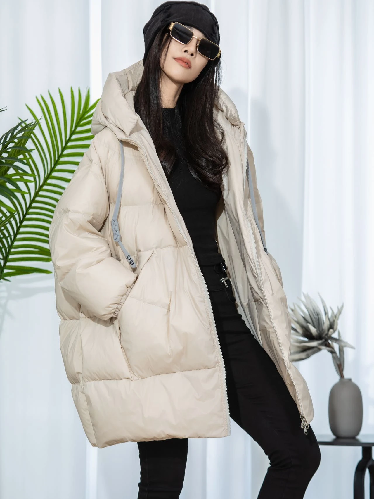 Large Size Hooded Down Jacket For Women 2024 Winter New Casual And Fashionable Versatile Mid To Long Warm Jacket