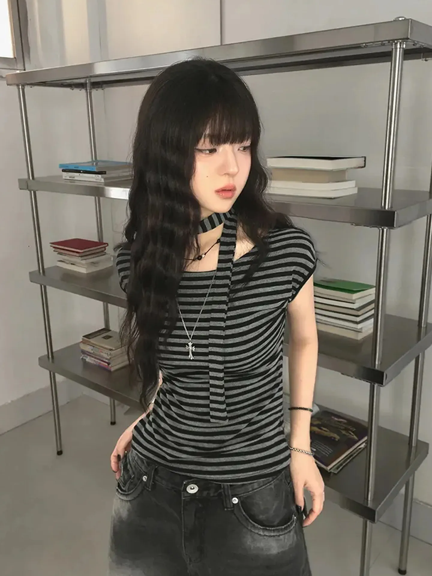Spicy Girl Striped Neck Hanging Ribbon Round Neck Short Sleeved T-shirt For Women's Summer New Slimming Top With Cinched Waist