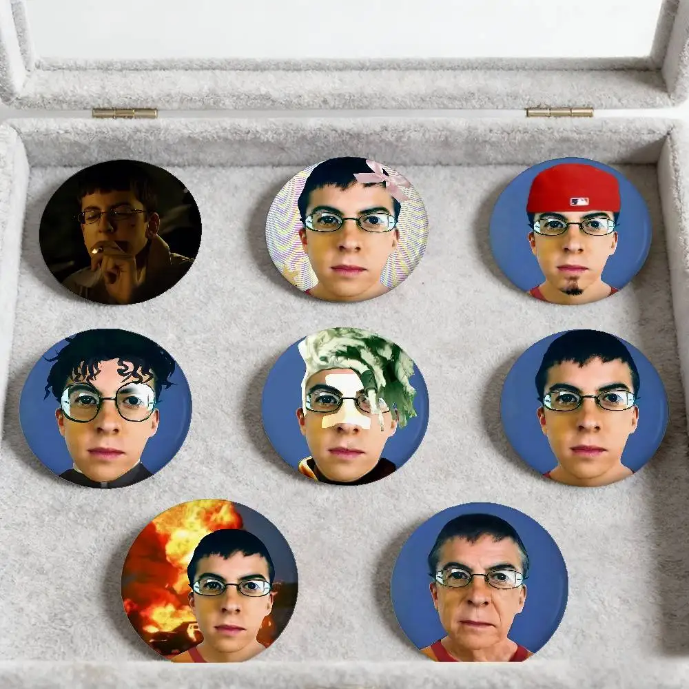 Lustige M-mclovin-Abzeichen, Anstecknadeln aus Weißblech, runde Brosche für Umhängetaschen-Accessoires, Souvenir-Geschenke