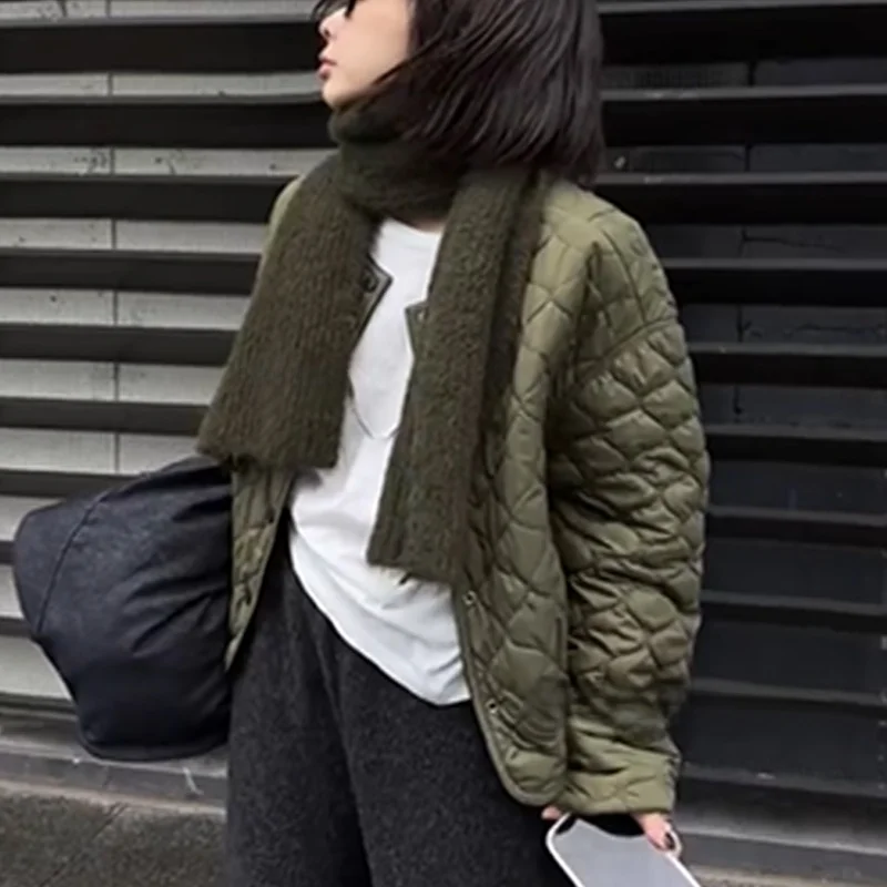 เสื้อโค้ทหนังแฟชั่นผู้หญิงแบบสวมใส่ได้สองด้าน ผลิตจากผ้าฝ้ายเสริมความนุ่ม พร้อมเชือกผูกเอว รุ่นใหม่ล่าสุดสำหรับฤดูใบไม้ร่วงและฤดูหนาว