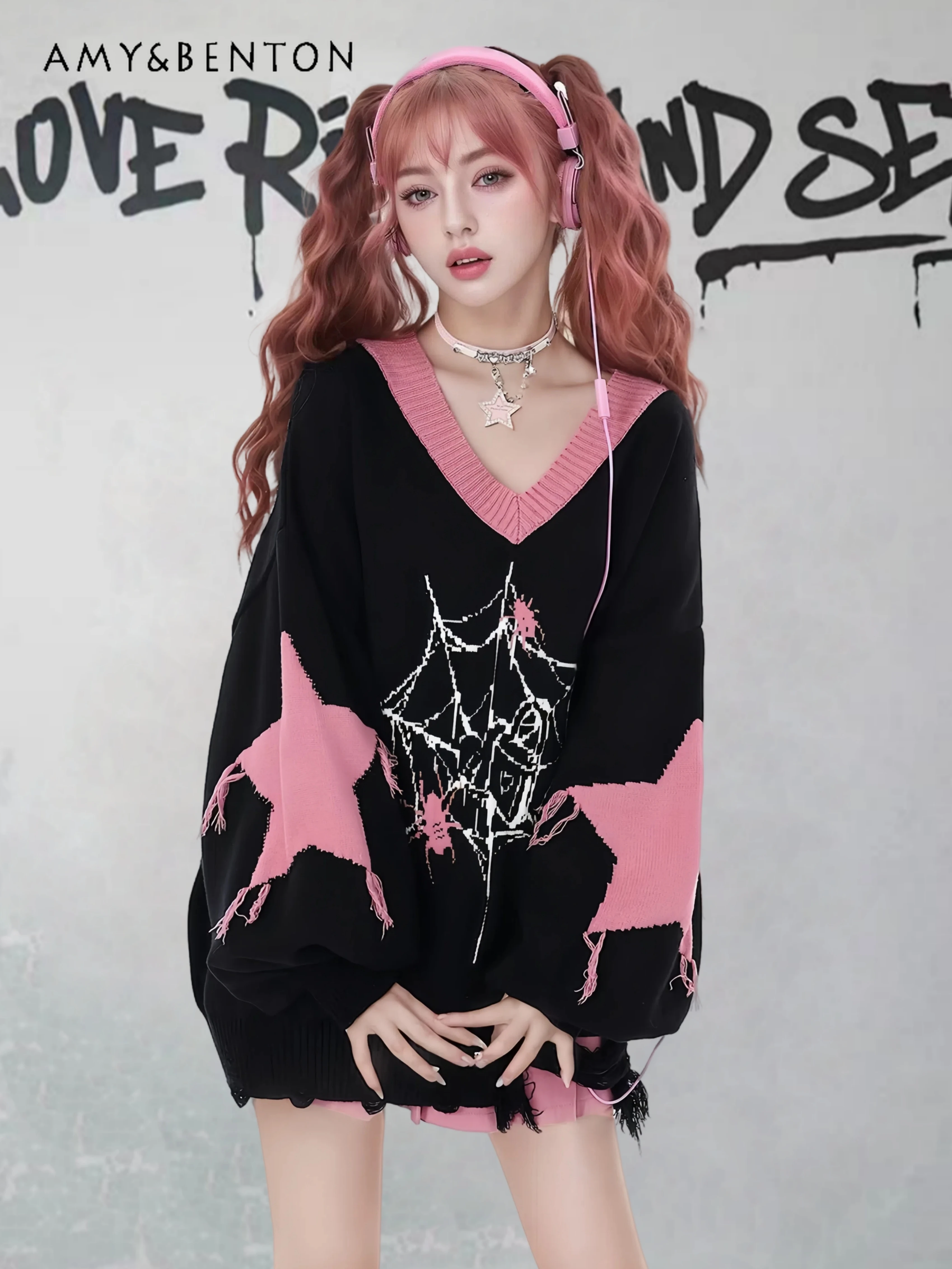 2025 الخريف الشتاء جديد ثقافة فرعية Y2K الساخن فتاة الخامس الرقبة الأحمر محبوك سترة المرأة فضفاضة عادية أسود وردي سترة