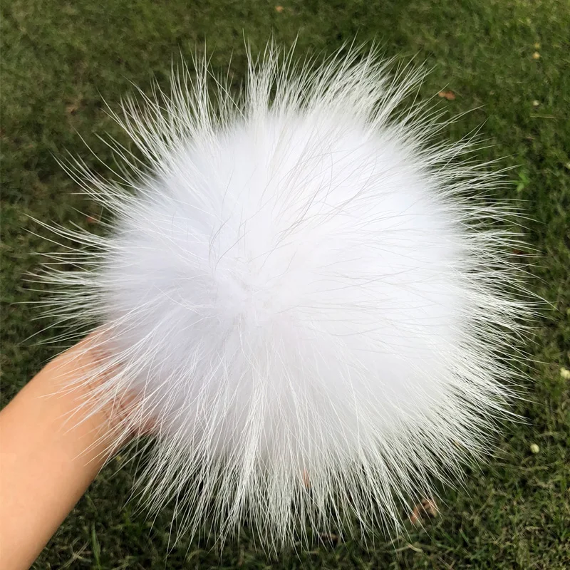 Weicher Bommel aus 100 % natürlichem Fuchspelz, Bommel aus Waschbärfell für Mützen, Mützen, Taschen, Schals – Detail 19