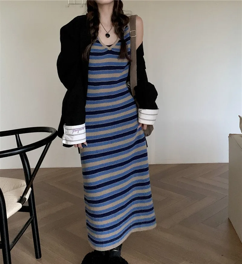 Frauen Striped Vintage Ärmelloses Kleid Koreanische Mode V-ausschnitt Strick Lange Kleider Alle-spiel Weibliche Weiche Harajuku Y2k Vestidos