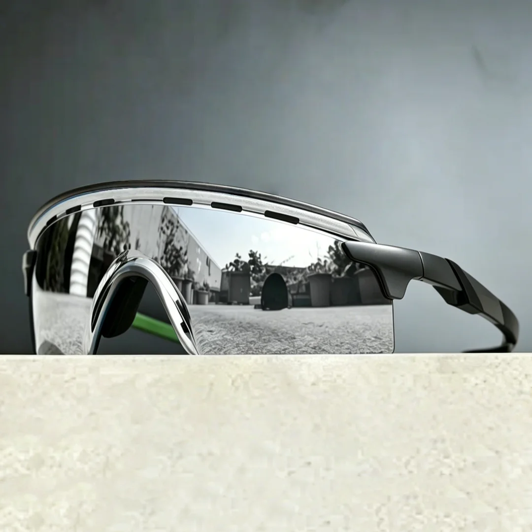 

Custom Branded Encoder Strike Vented Unisex Cycling Glasses UV400 Photochromic Sunglasses Outdoor Running Fishing Hiking Goggles