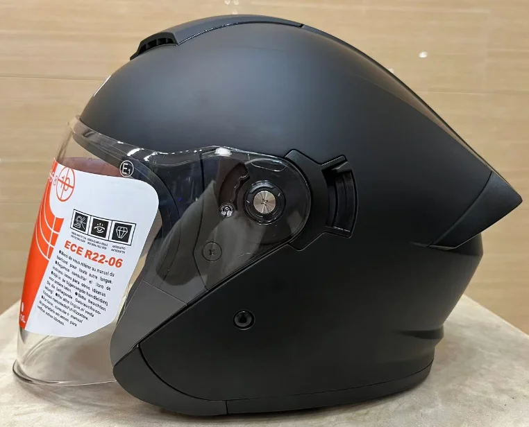New Model ECE DOT Approved Double Visors Full Face Casco Motorcycle Helmets With Big Spoiler