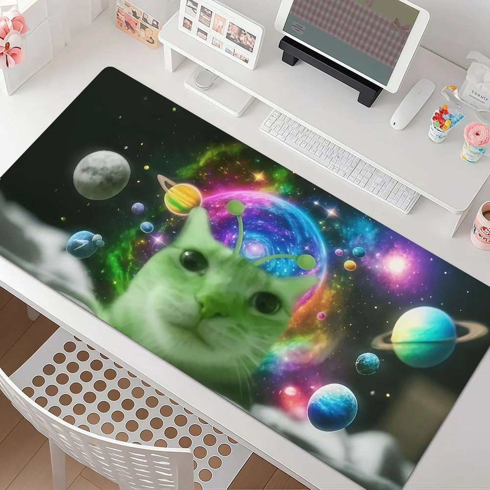 Green Alien Cats In Space Mouse Pad Anti Slip Rubber Edge Locked Thickened Laptop Gaming Desk Mat