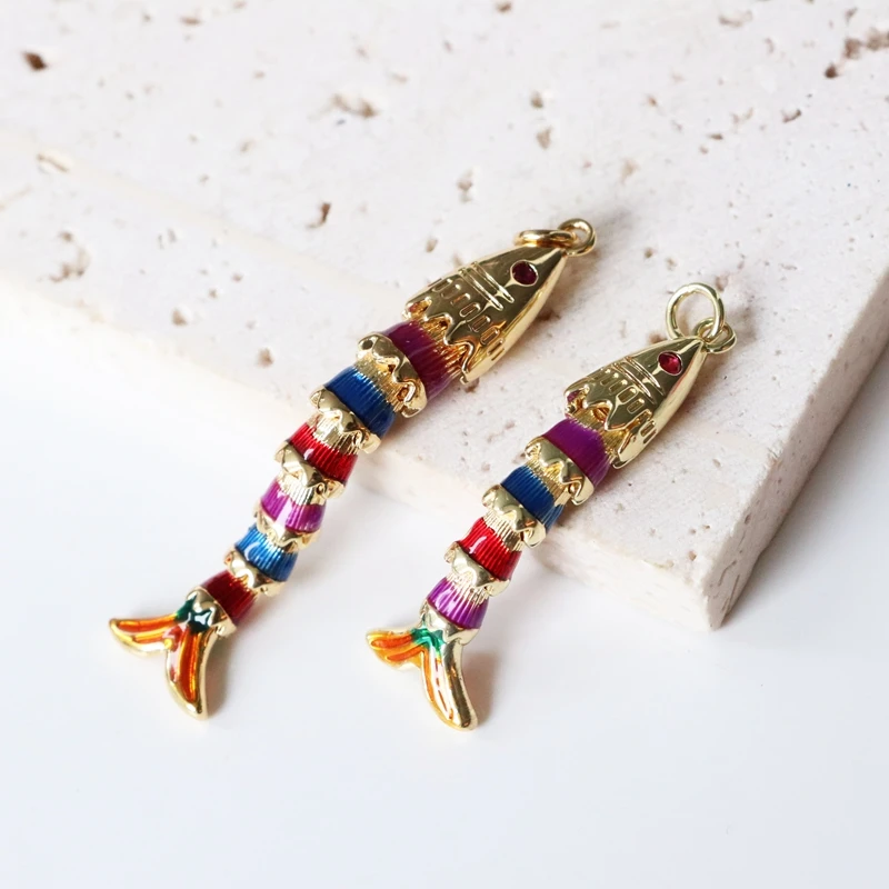 

5 Piece 3D Brass Ocean Jewelry Charms Pendants 18K Real Gold Plated Fish Animal Movable Enamel For Necklace DIY