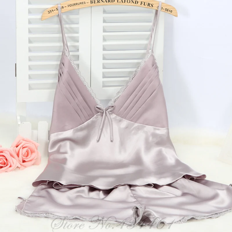 Oversize Sexy Sling Top Shorts Pyjama Pour Femme Female Sleepwear Suspender Pajamas Set Loose Satin Home Clothes Loungewear 3XL