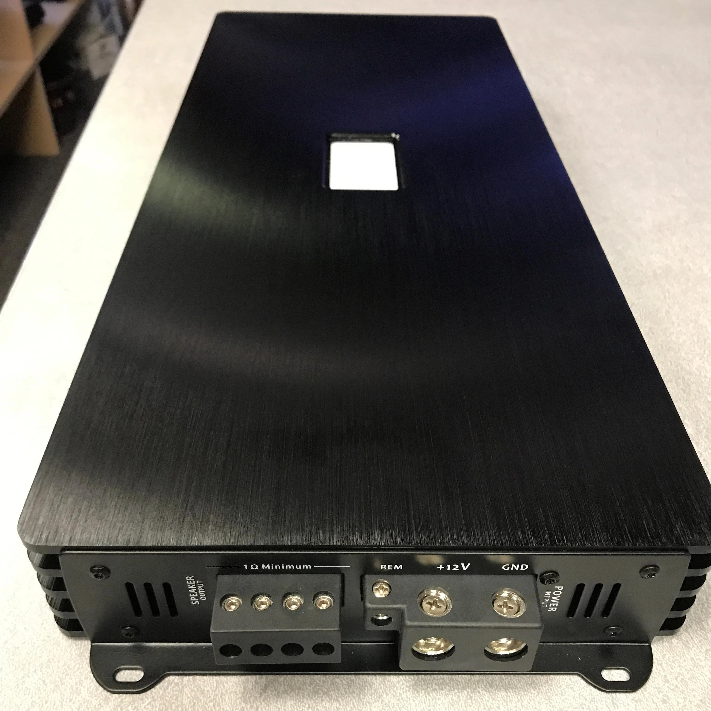 Car amplifiers monoblock with 3500W RMS and aluminium heatsink