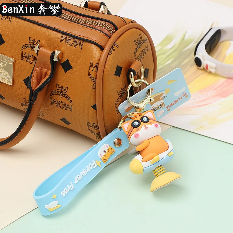 Minso純正キーホルダー、カーハンガー、トレンディなフィギュア、漫画ファッションキーホルダー、バッグ、ペンダント、絶妙な小さなギフト