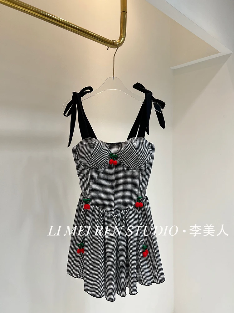 

Новый цельный женский купальник из стальной юбки в вишневую клетку больших размеров для похудения