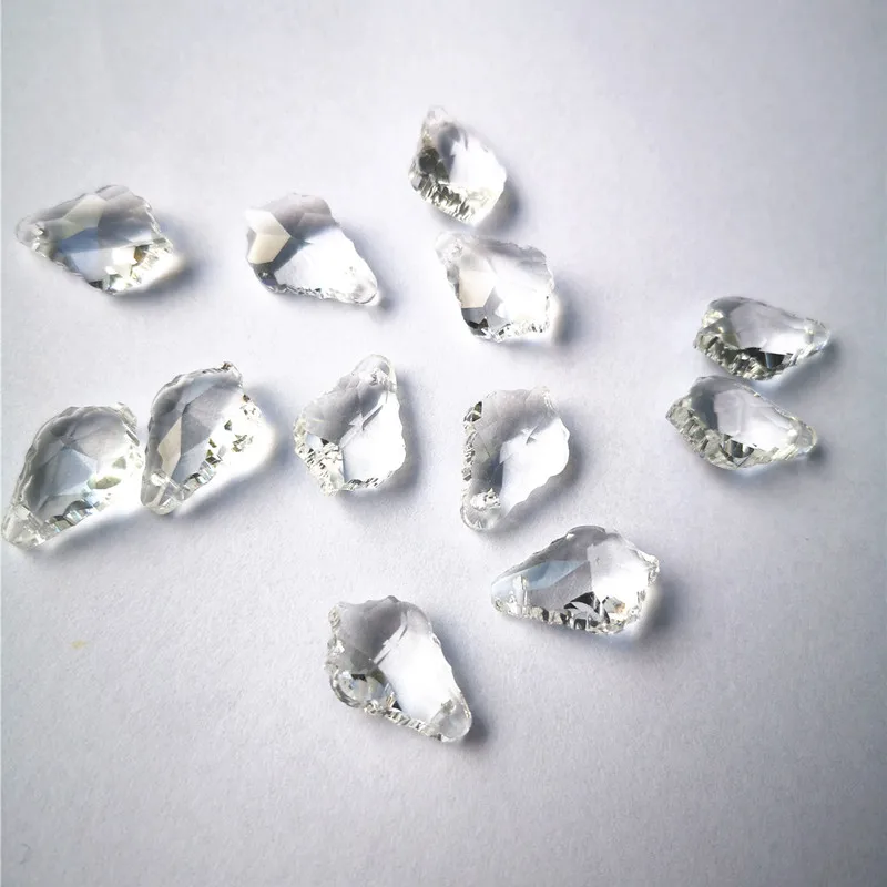 Top Quality 50pcs 16mm Clear Crystal Maple Leaf Drops Glass Ornament Christmas Tree Decor DIY Suncatcher Pendants Jewelry Making