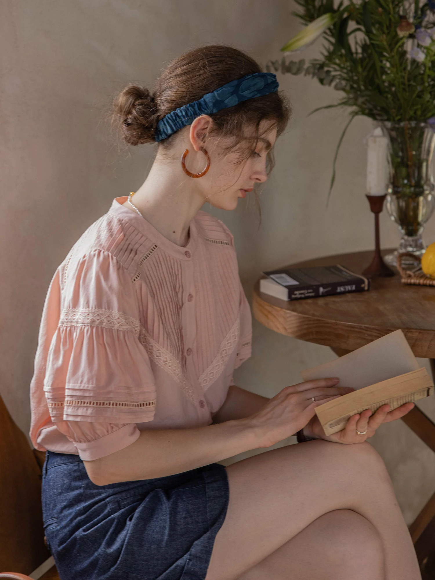 Dailyart Women's irt Pleated Drapey Lantern Sve Top Summer Vintage Loose Fit ort Sve Pure Color Single Button Closure