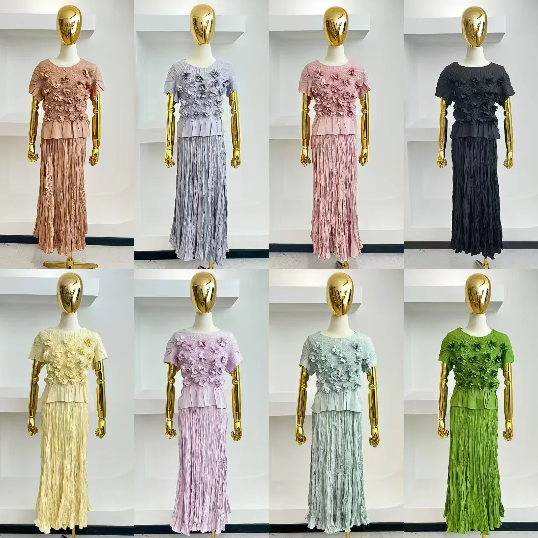 Miyake Design จีบชุดผู้หญิงจีบปักแขนสั้นเสื้อยืด + กระโปรง A-Line Chic 2 ชิ้นชุด