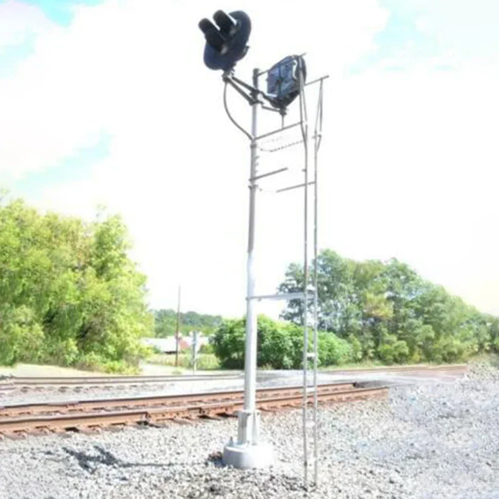 1 X HO Scale LED Street Model Tri-lights Block Signal Fine Made Metal 2 Opposite Targets For Home Ornaments Decoration