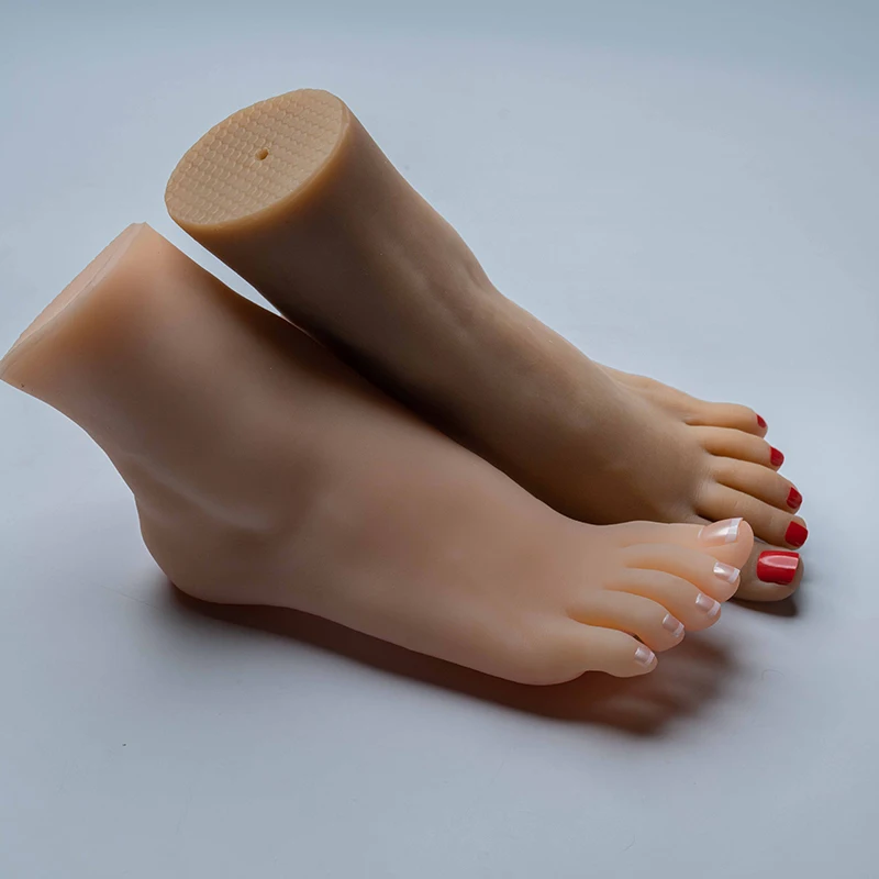 Lifelike Women's Foot Model Female Silicone Fetish Feet for Fake Nail Practice Shoes Sock Display Salon Henna Art Real Texture