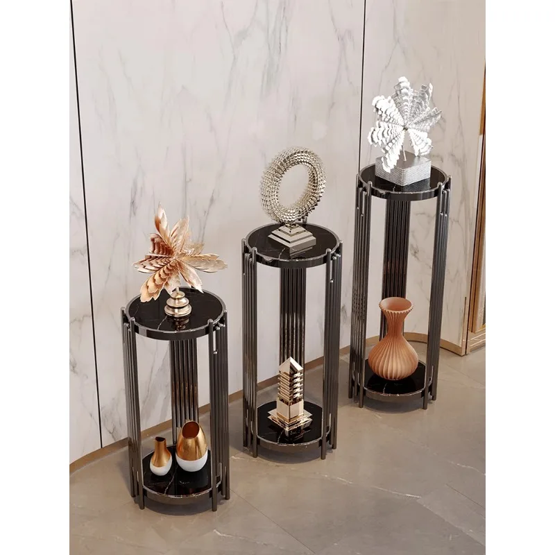 حامل زهور فاخر وخفيف الوزن ومرآة سوداء من الفولاذ المقاوم للصدأ والتيتانيوم الأسود وخزانة تلفزيون لغرفة المعيشة بجوار من الأرض إلى السقف