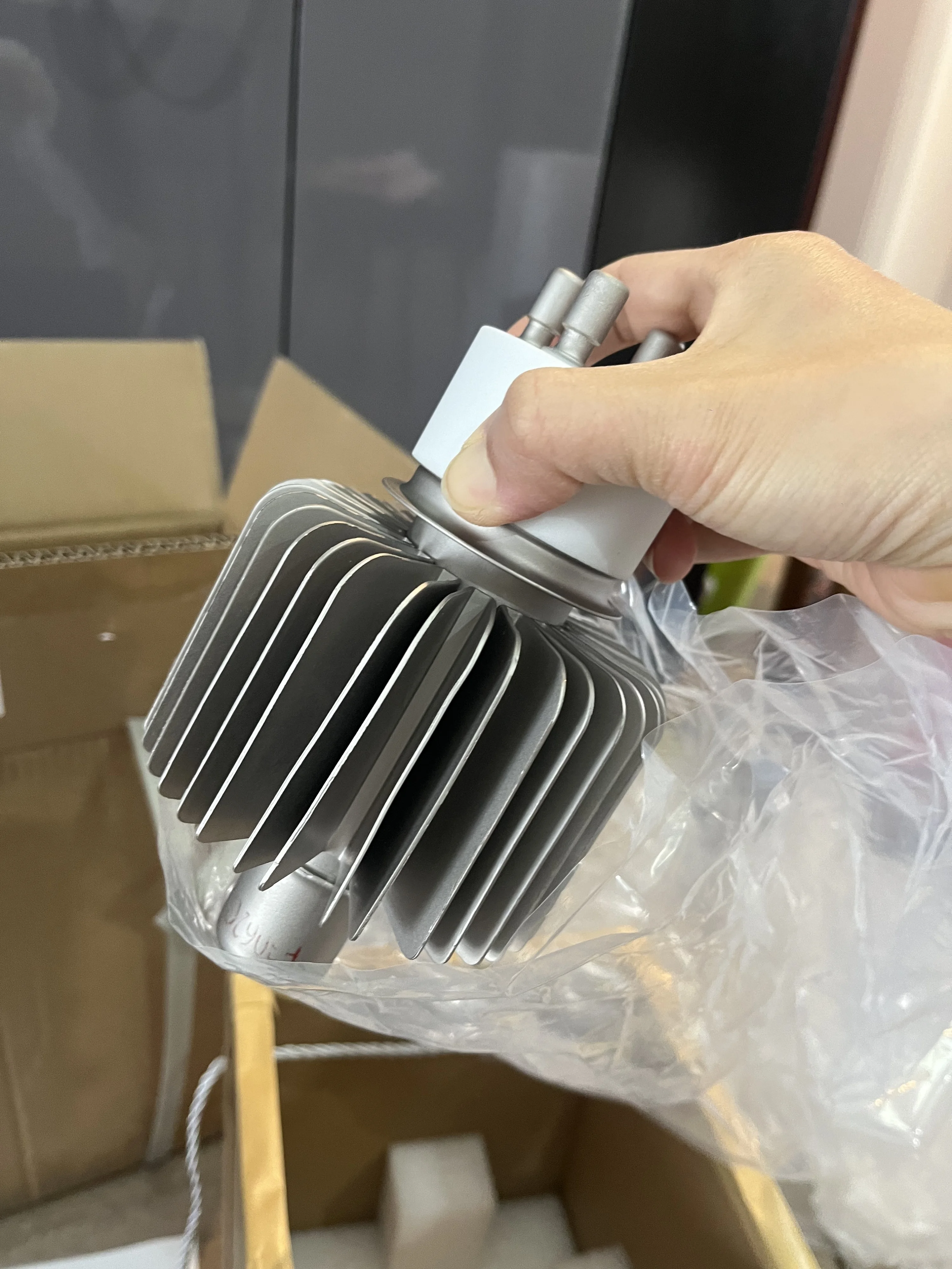 Силовая трубка 7T62R/E3062 Тетриодная трубка Силовой клапан Вакуумная трубка
