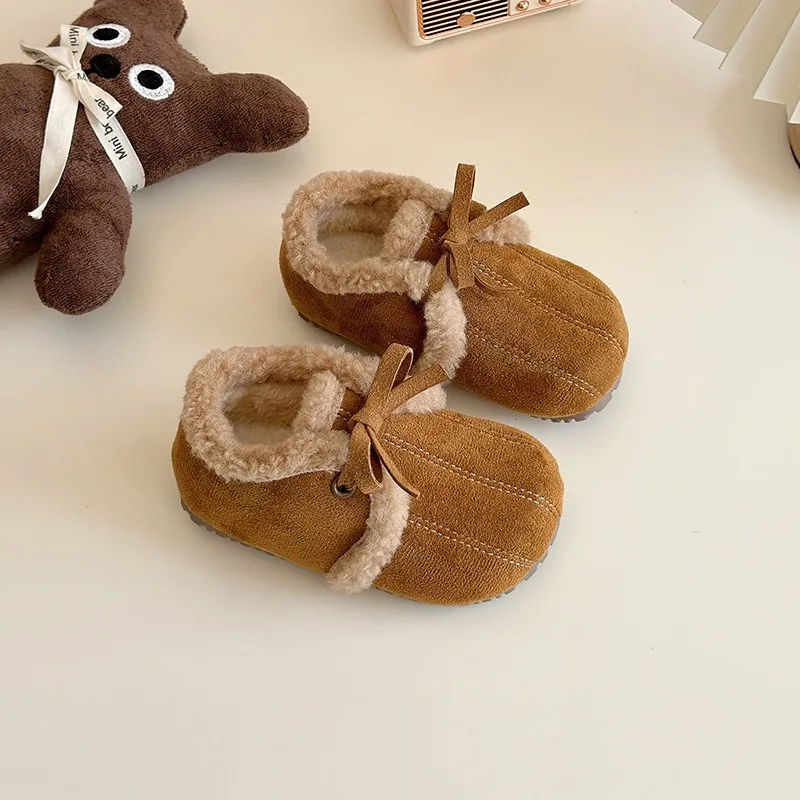2025 inverno nova menina sapatos de algodão bonito e elegante arco com pelúcia quente sapatos planos para crianças pré-escolares sapatos de moda