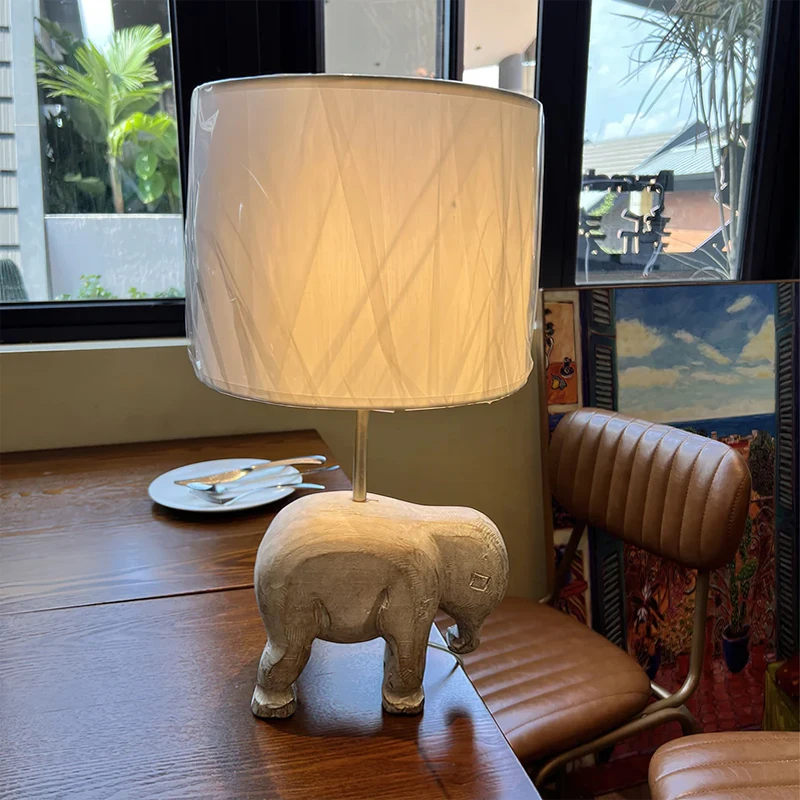 

kindergarten farmhouse Nordic country style solid wood fabric LED hand-carved wooden animal table lamp home decoration