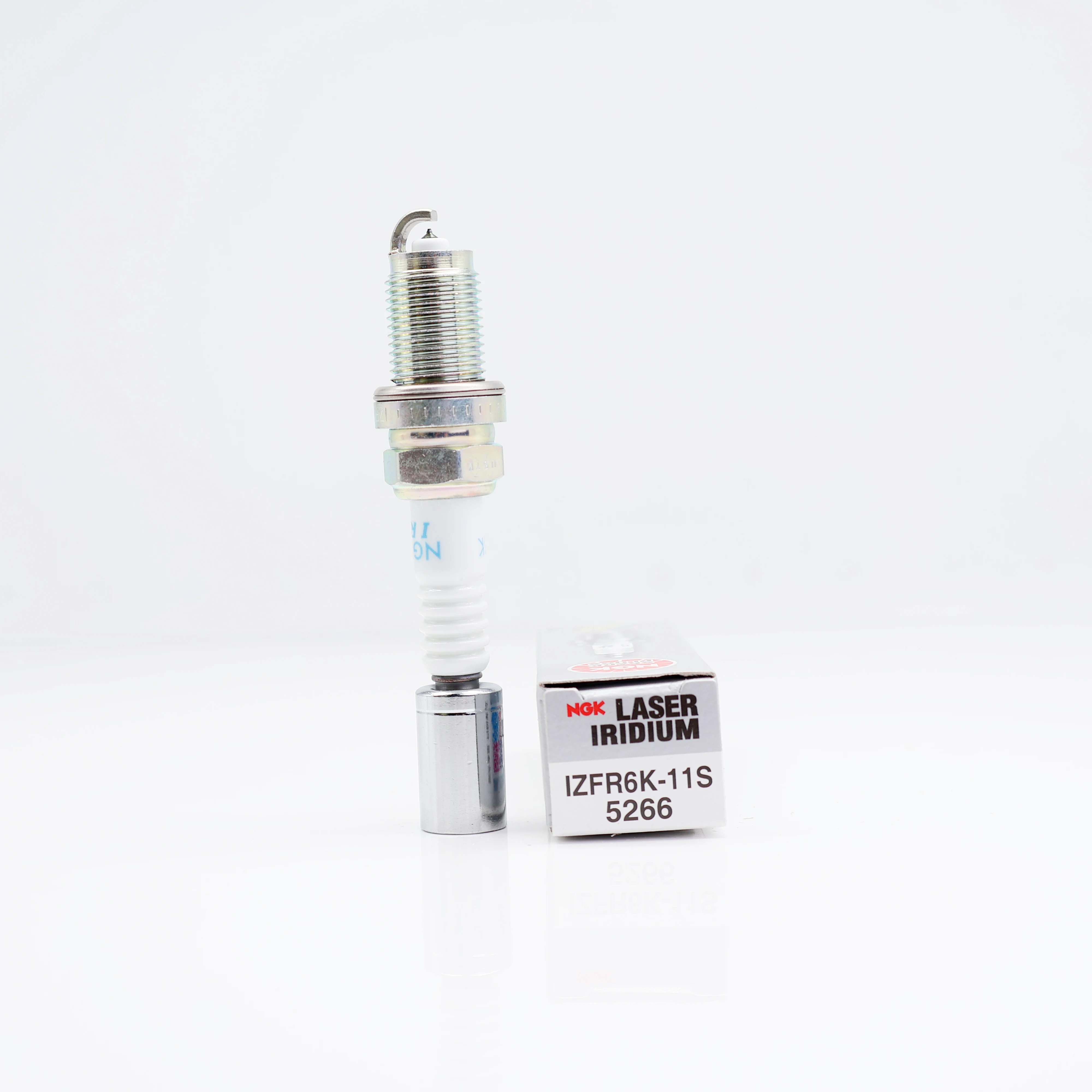 หัวเทียน NGK Laser Iridium รุ่ - Ngk Spark Plug Laser Iridium บทวิจารณ์และราคา