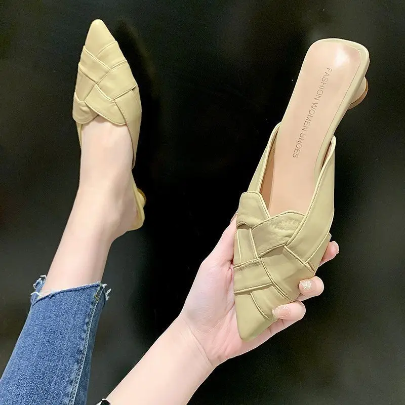 2026 New Women Mules Slip On Half Shoes Pointed Toe Closed Toe Low Block Heel Viral Ins Trendy Fashion Outdoor Summer Slippers