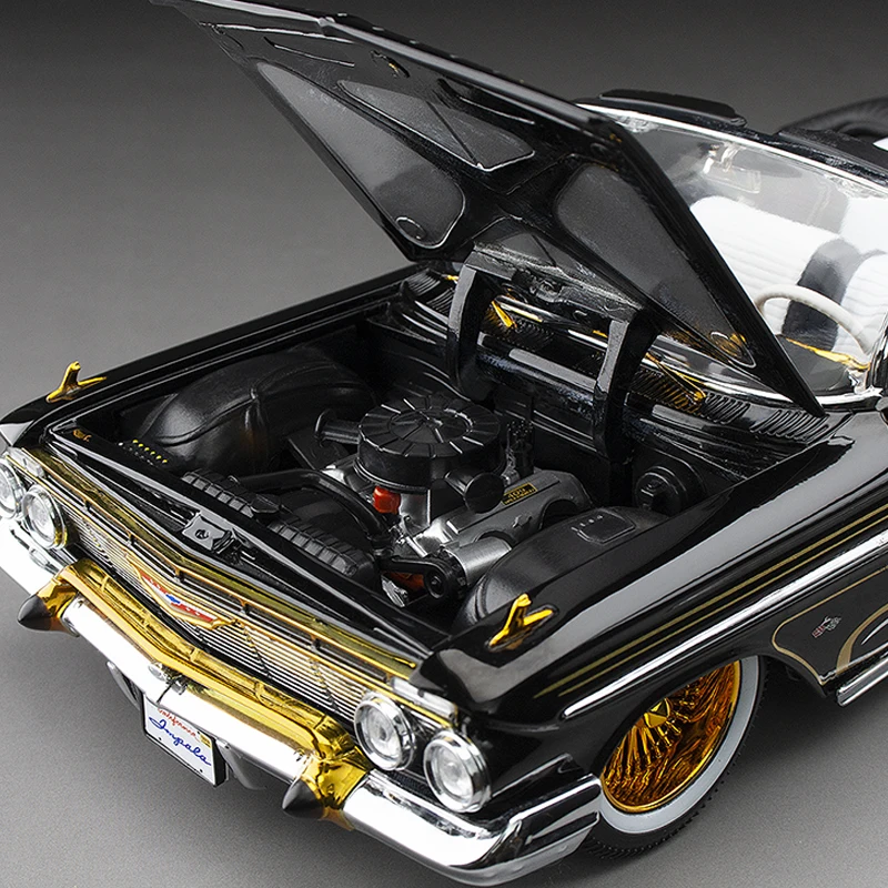 สินค้าใหม่ในสต็อก รถเหล็กหล่อจำลอง Chevrolet Impala ปี 1961 ขนาด 1:18 ยี่ห้อ Sunstar พร้อมฟังก์ชั่นยก ของตกแต่ง ของเล่นสั่งทำพิเศษ ของขวัญคริสต์มาสสำหรับเด็ก