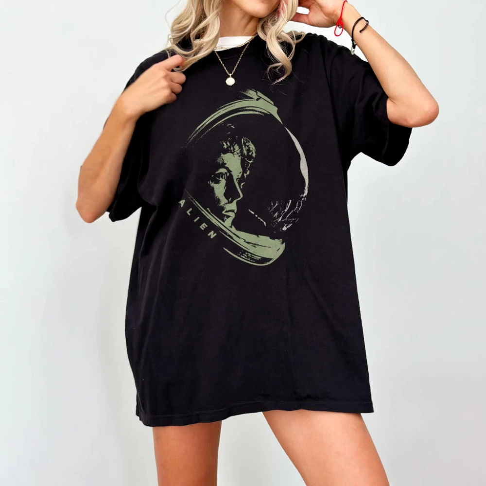 Summer Street Style Top Alien T-shirt Sci-fi Horror T-shirt 80s Cult Movie T-shirt Summer New Casual Daily Street Fashion Outfit
