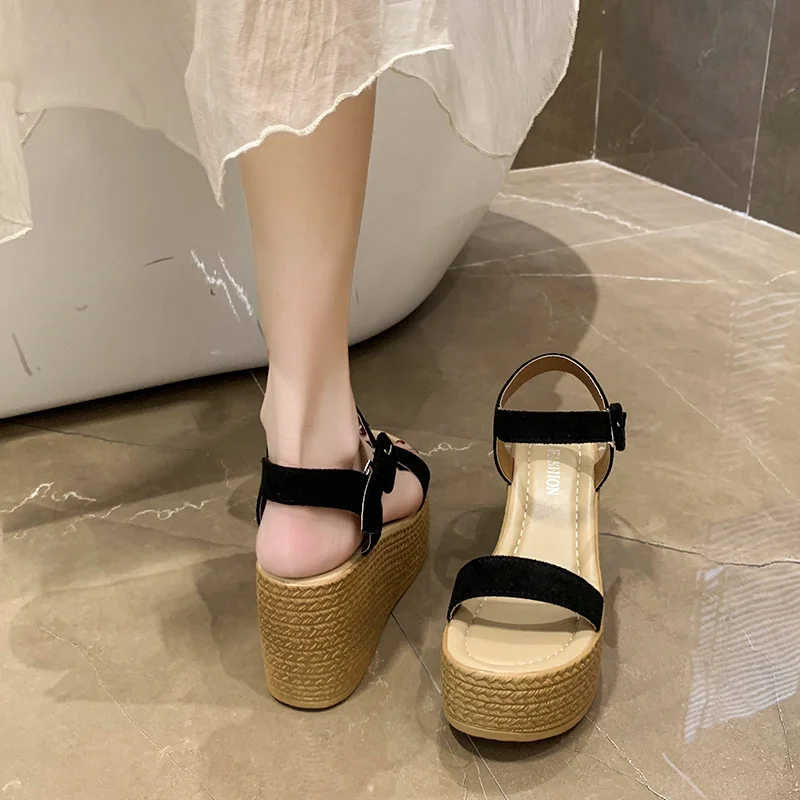 New Summer Style Fashionable Comfortable Wear-resistant Platform Wedge Platform Sandals Platform Solid Color Suede Women