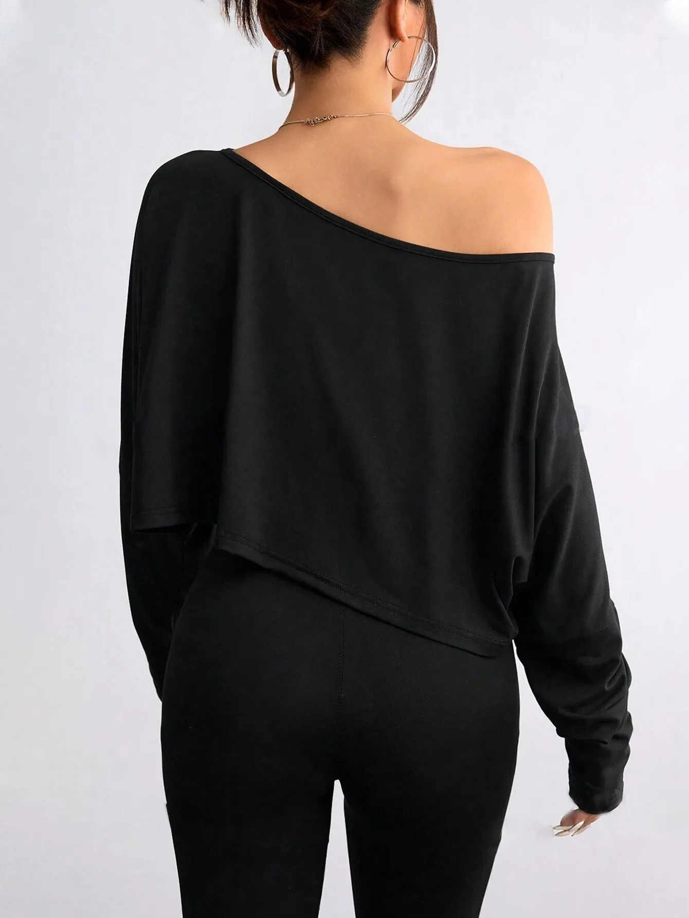 Solid color oblique shoulder loose casual long sleeves Fashion sexy women\'s T-shirt Spring  short tops-Loose and casual