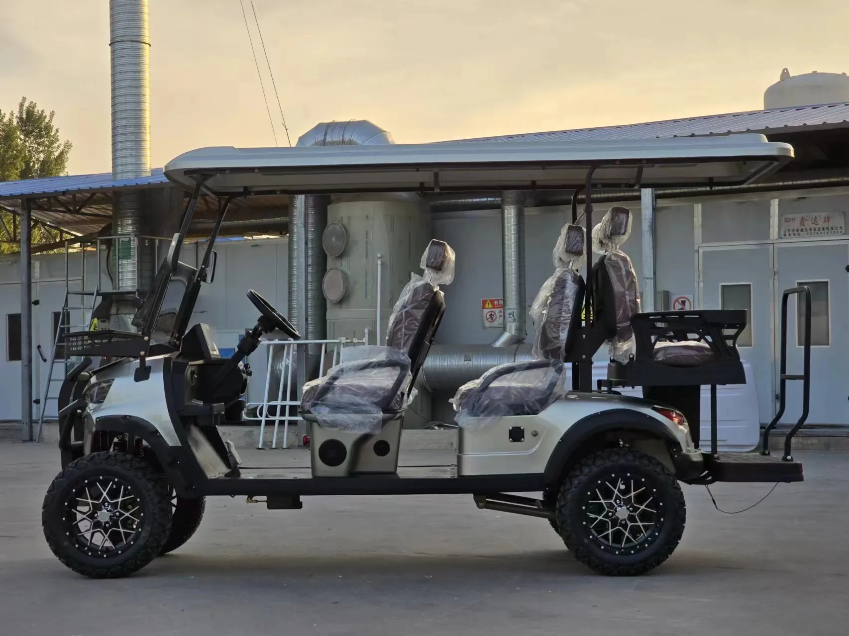 عربة جولف كهربائية على الطرق الوعرة عربات جولف مع وحدة تحكم كورتيس