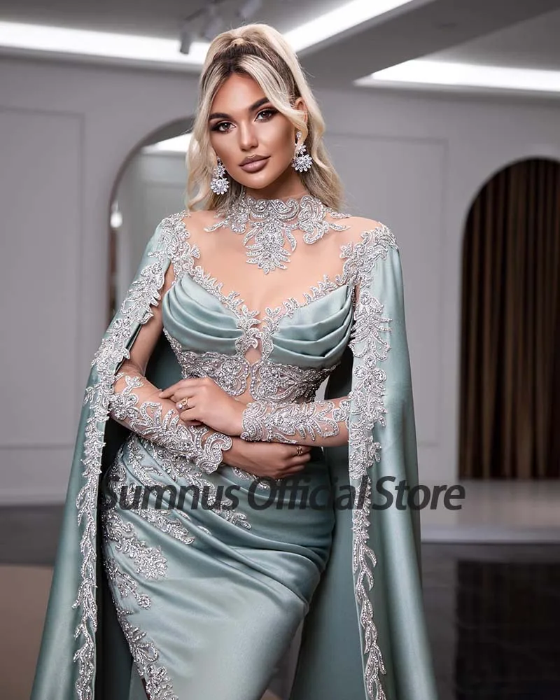 Sumnus abito da sera arabo saudita collo alto manica lunga Appliques Luxury Dubai Prom Dress fessura abiti da sera in raso