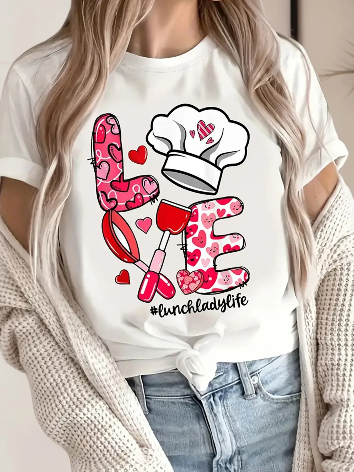 

Женская повседневная футболка с короткими рукавами на День святого Валентина с рисунком LOVE, кухонная утварь, дизайн с принтом, летняя женская футболка, одежда