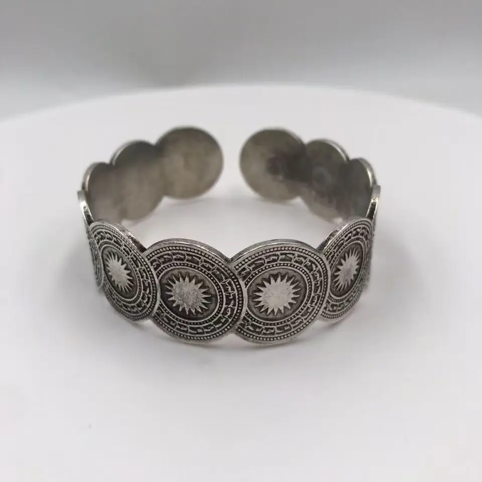 Хит продаж, тибетский серебряный браслет в этническом стиле с изысканным рисунком и регулируемым размером