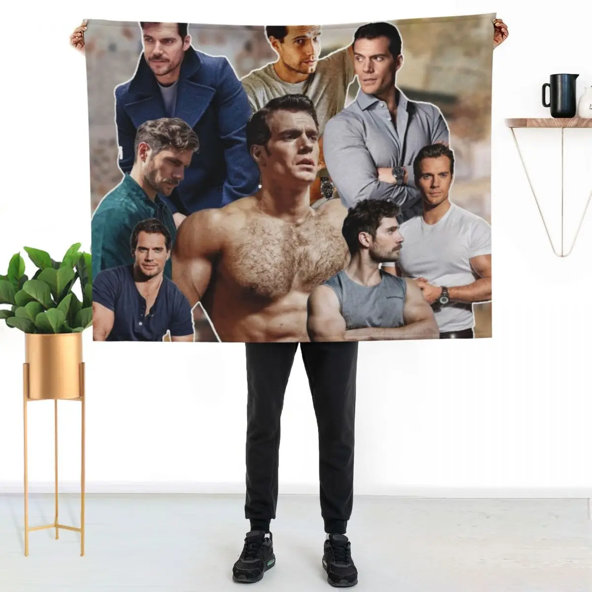 Henry Cavil Photo C…