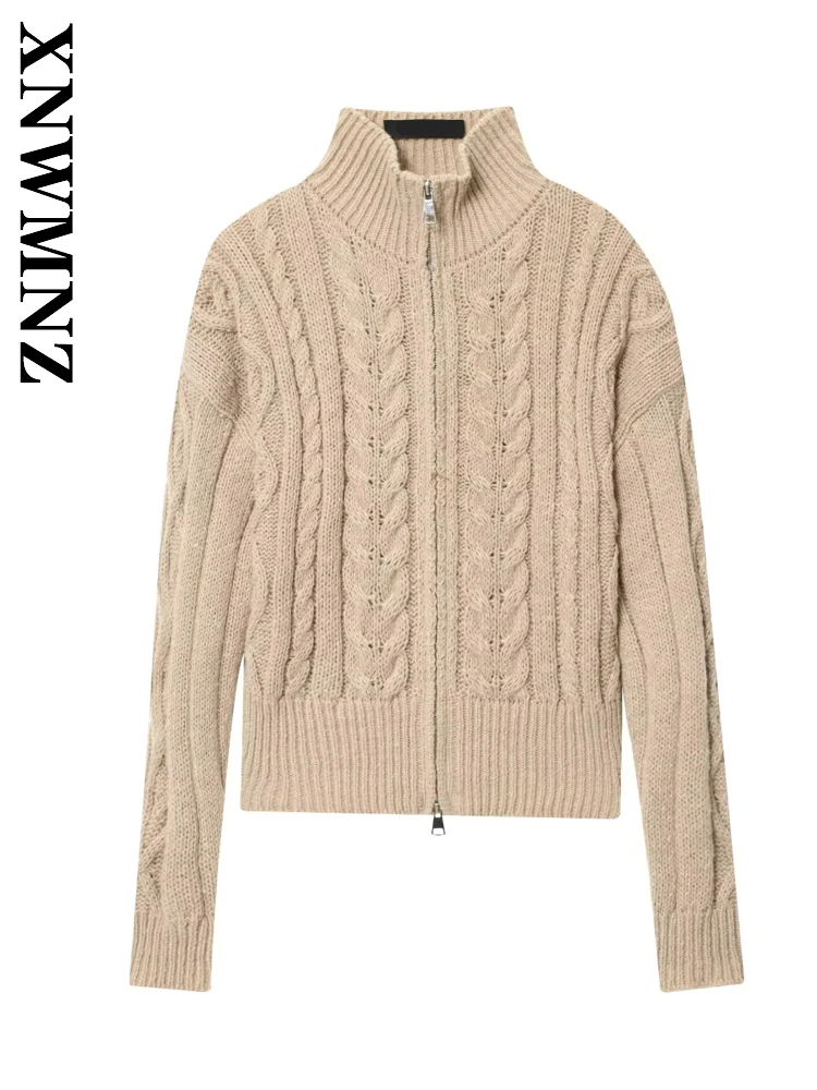 

XNWMNZ 2025 Осенняя женская одежда, винтажное простое вязаное топ с длинным рукавом и воротником-стойкой, повседневное модное пальто для поездок на работу