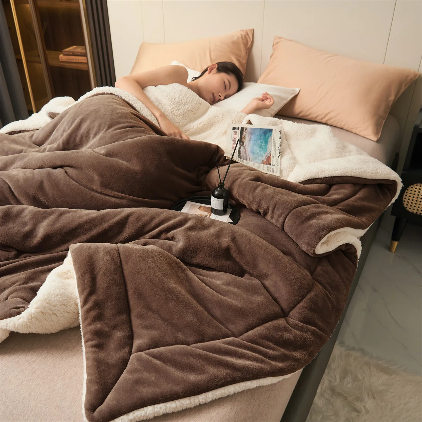 Weighted Winter Blanket for Bed Sofa Warm Thick Throw Blanket Fluffy Plush Solid Soft Fleece Blanket For Single Double Size